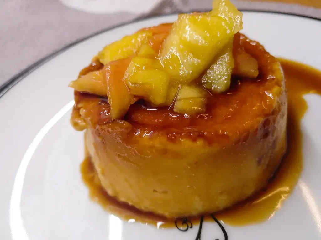 flan-de-mango-y-papaya-sin-horno